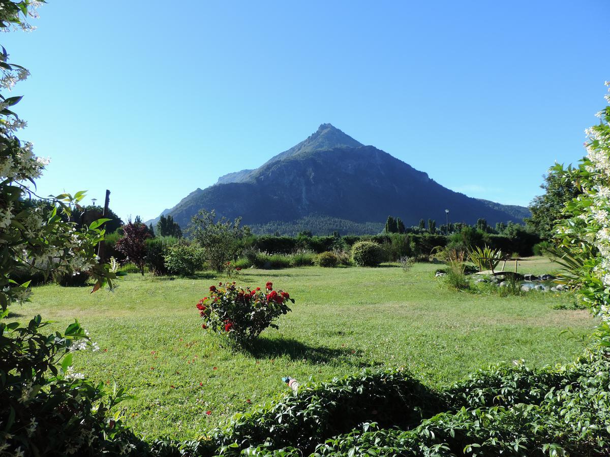 Hosteria El Hoyo Hoyo de Epuyén Exteriér fotografie